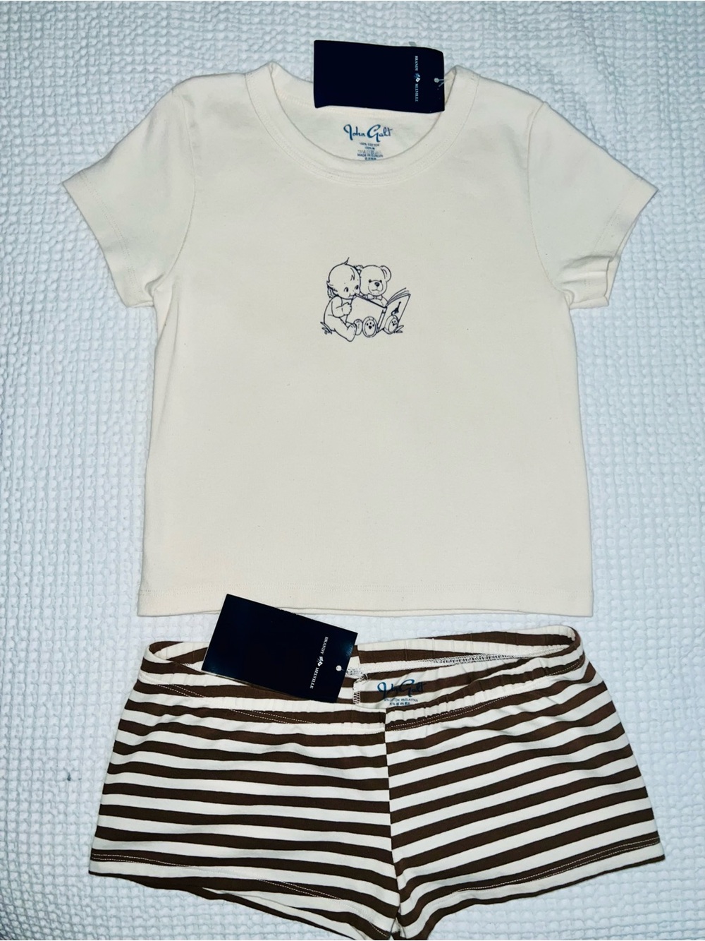 Brandy Melville Reading T-Shirt & Short Set - One Size